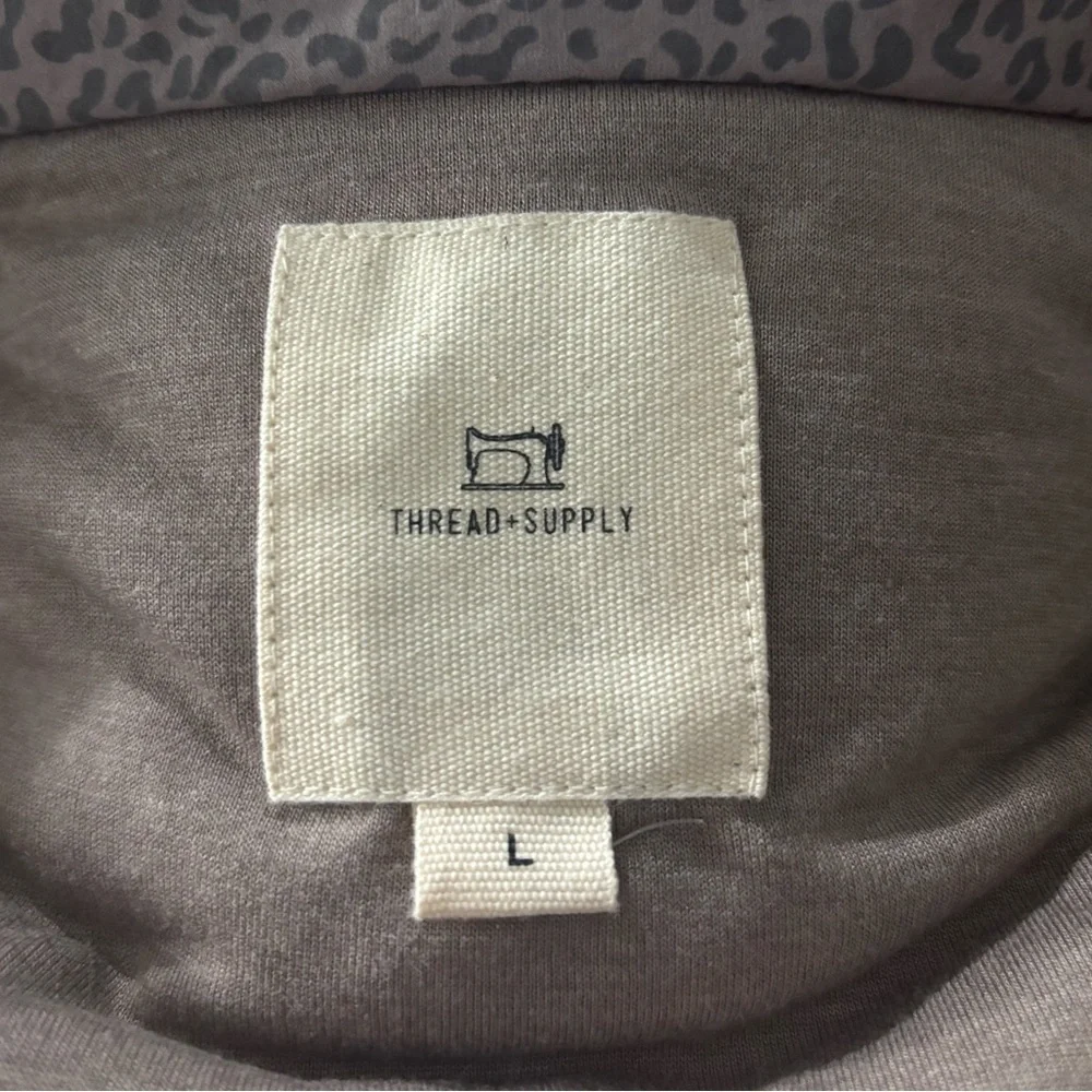 Thread & Supply Cropped Leopard Puffer Vest, size Large - Picture 2 of 6